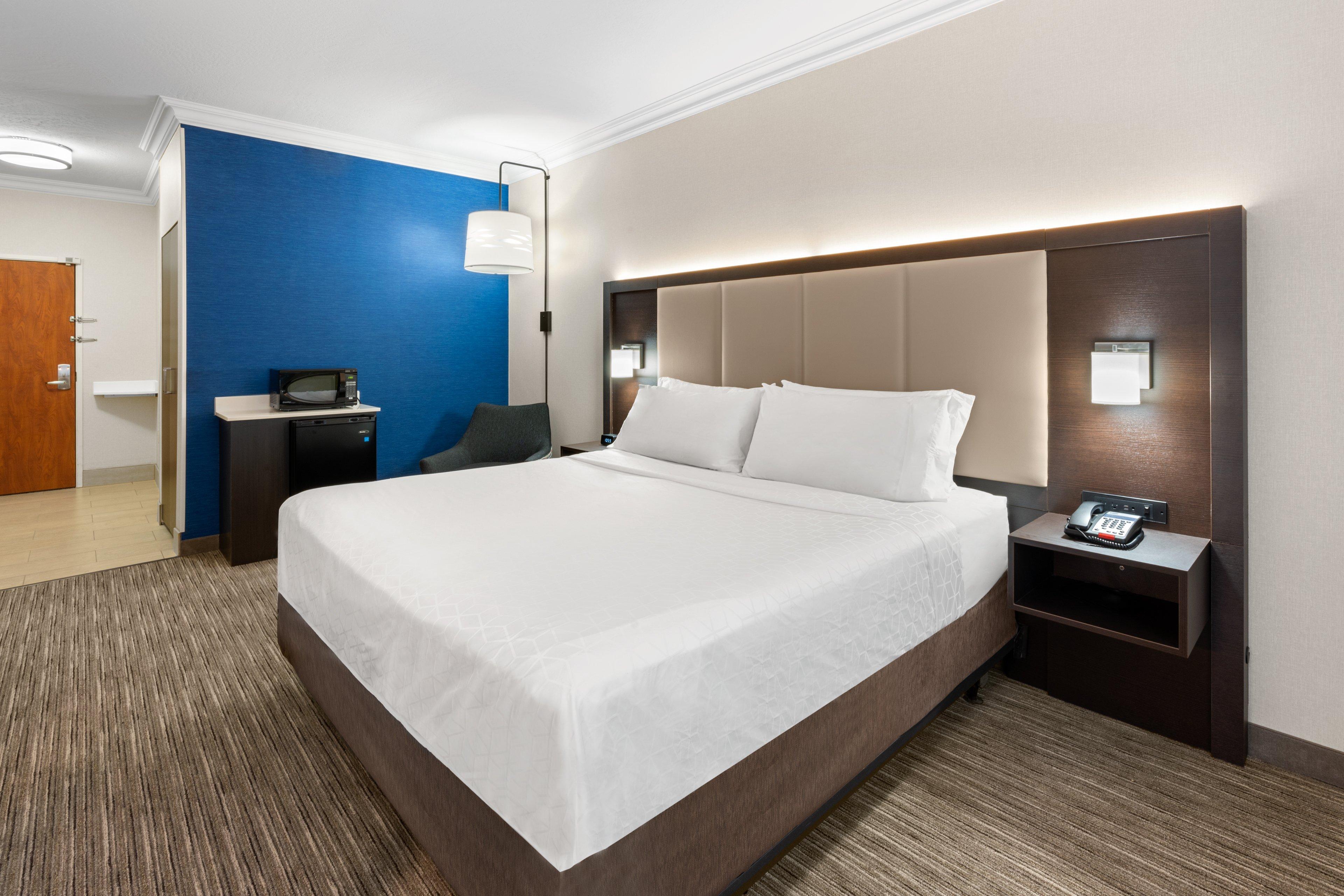 Holiday Inn Express And Suites Klamath Klamath Falls Bagian luar foto