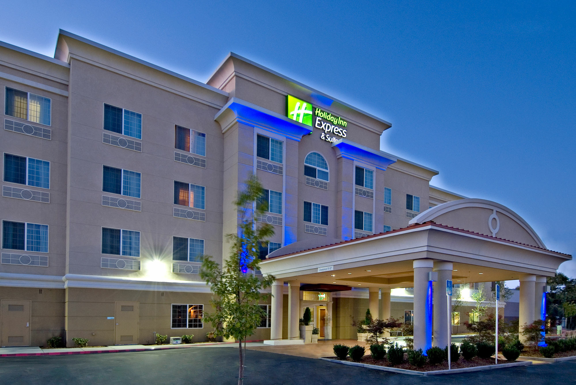 Holiday Inn Express And Suites Klamath Klamath Falls Bagian luar foto